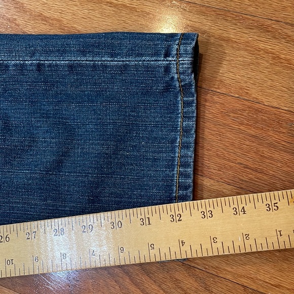 Levi’s 505 tag size 23 x 34 Blue Some wear on hem and pockets Whiskering - Picture 8 of 13
